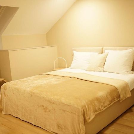 Schneider Appartement Seelze ภายนอก รูปภาพ