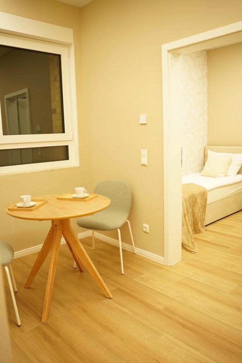 Schneider Appartement Seelze ภายนอก รูปภาพ