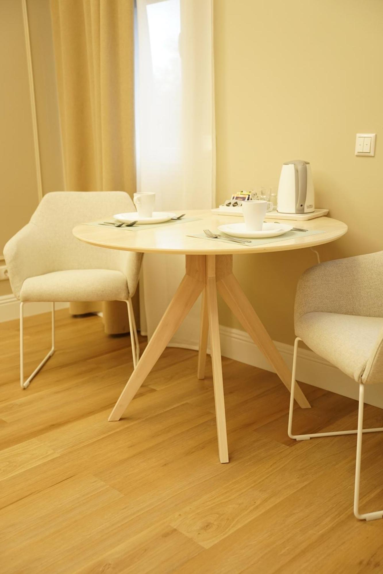 Schneider Appartement Seelze ภายนอก รูปภาพ